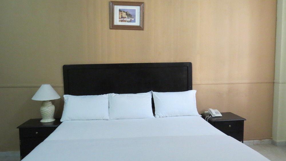 Hotel Marney 阿瓜斯卡达特斯 外观 照片