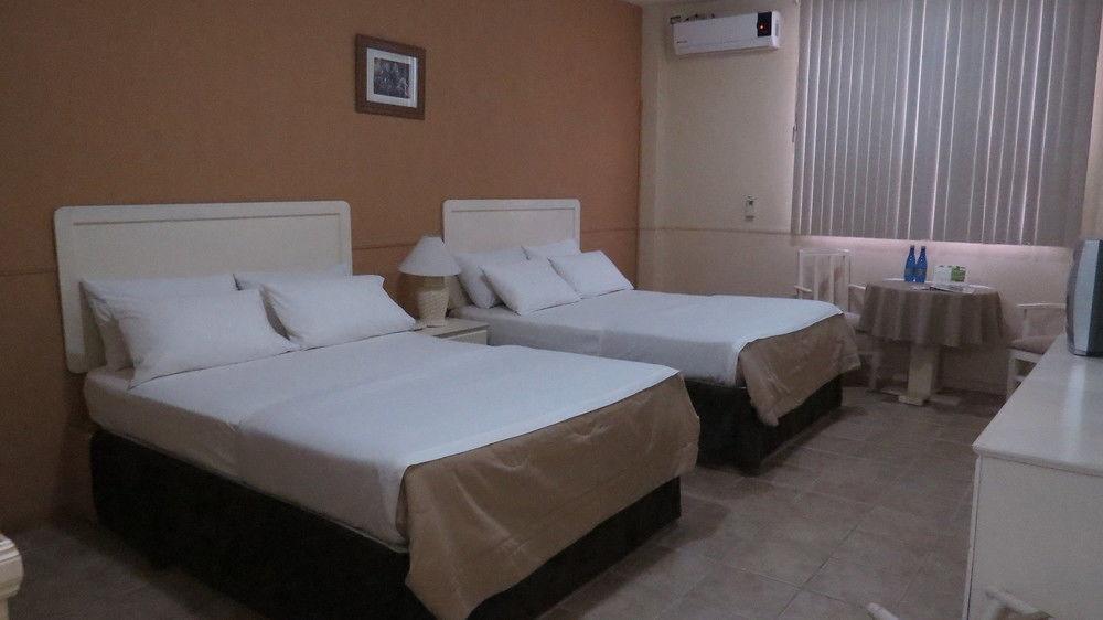Hotel Marney 阿瓜斯卡达特斯 外观 照片